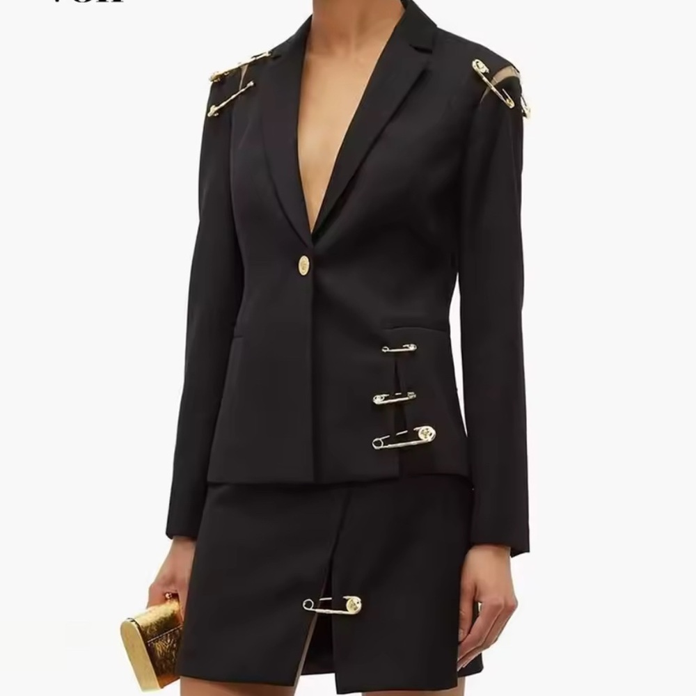 NEW $298 Avant Paper Clip Black Blazer with Gold Accents